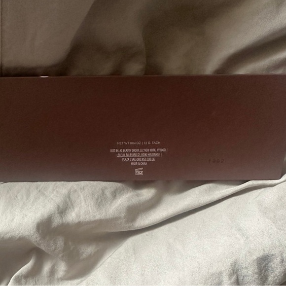 NEW Mally Best Dressed Lids Palette - Picture 4 of 5